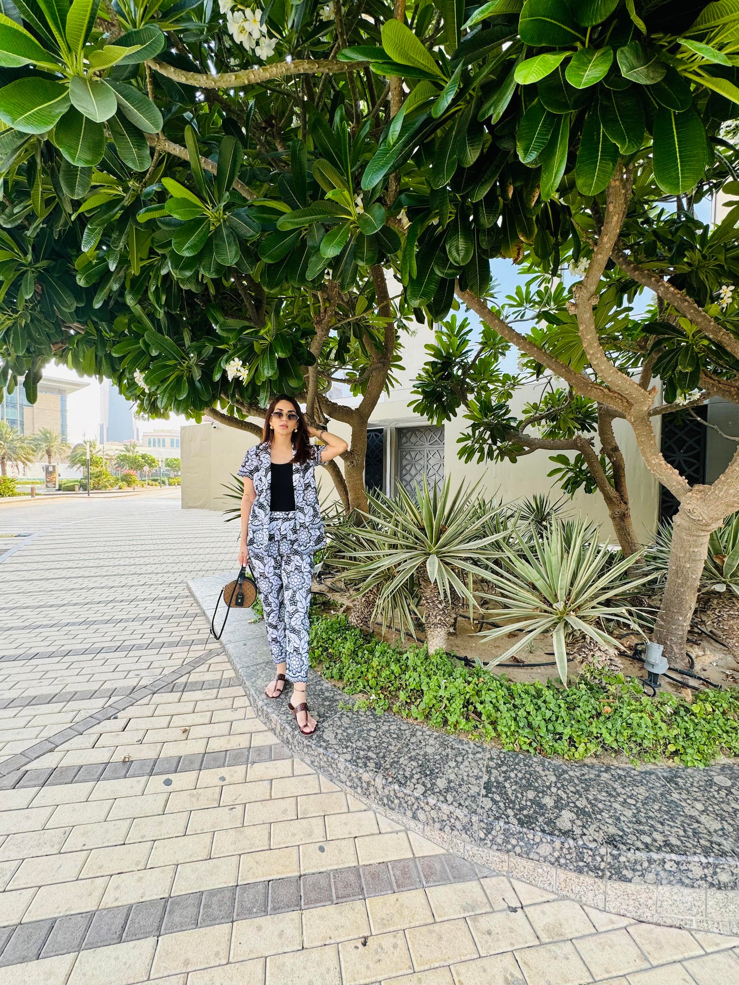 KARMA DHINGRA IN BLACK COTTON COORD SET