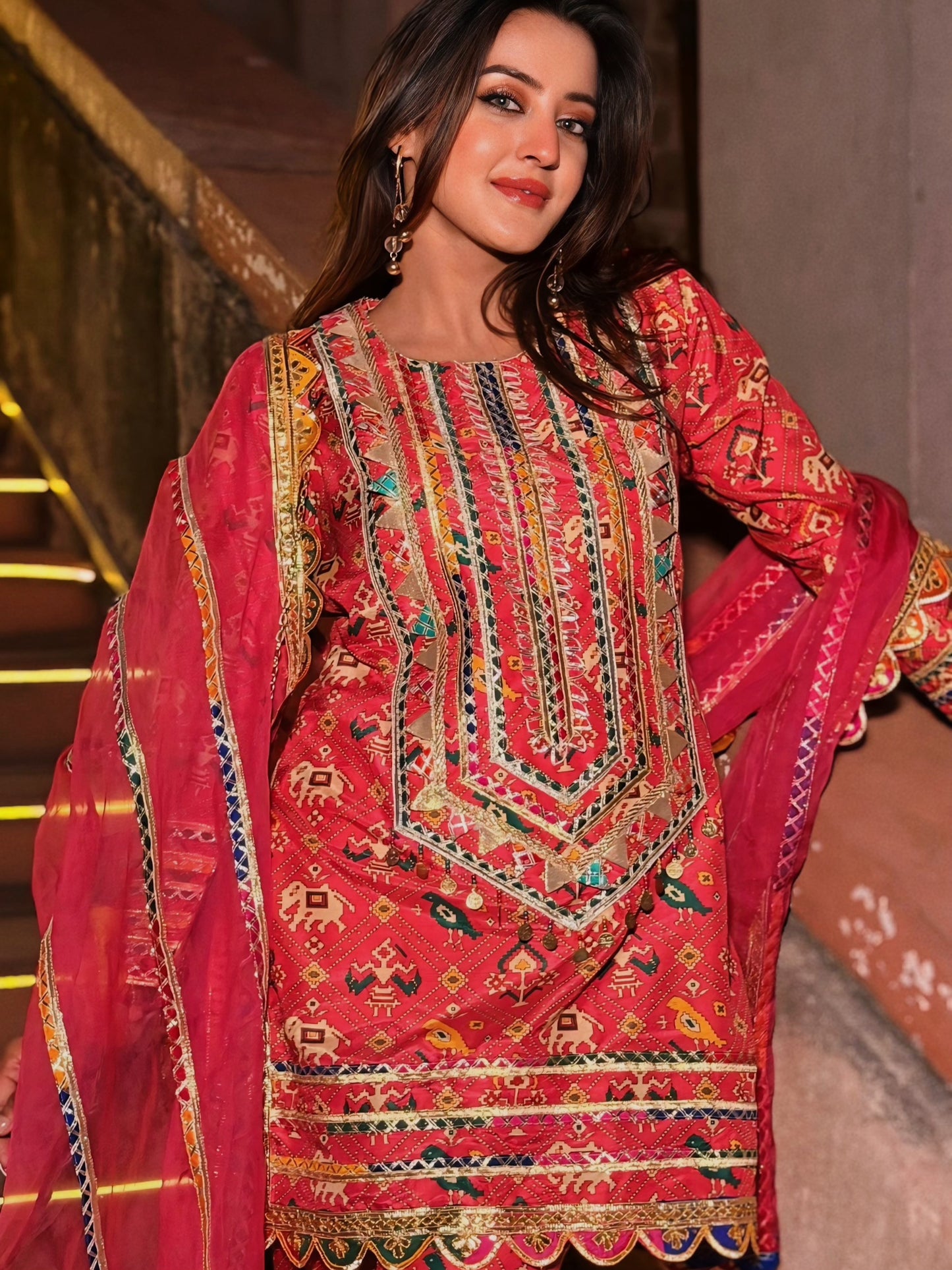 INSHA GHAI IN RANI PINK PATOLA KURTA SET
