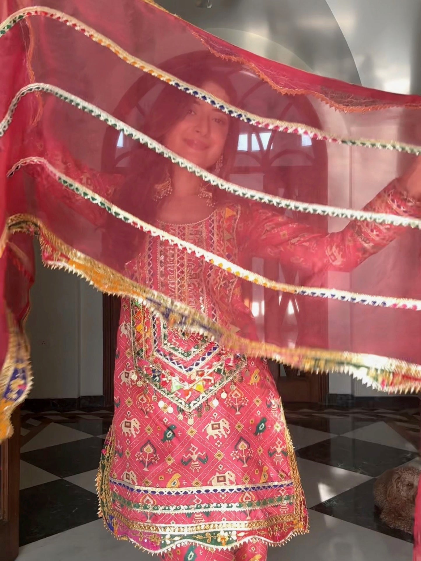 ITIKA ARORA IN RANI PINK PATOLA KURTA SET