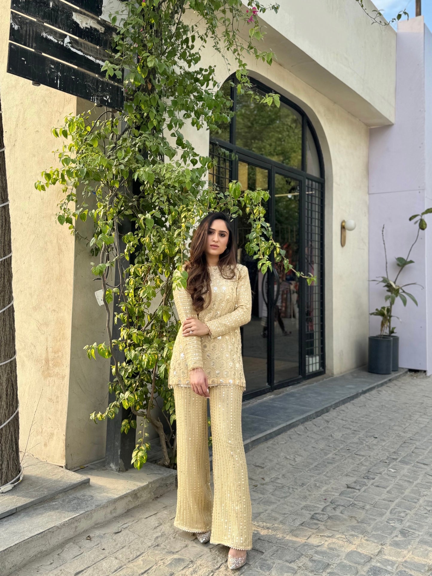 NIKITA VASDEV IN GOLDEN ZARI & SEQUIN COORD SET