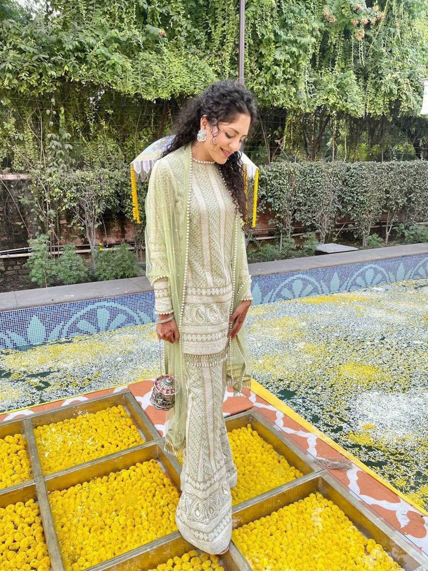 GREEN CHIKANKARI COORD SET