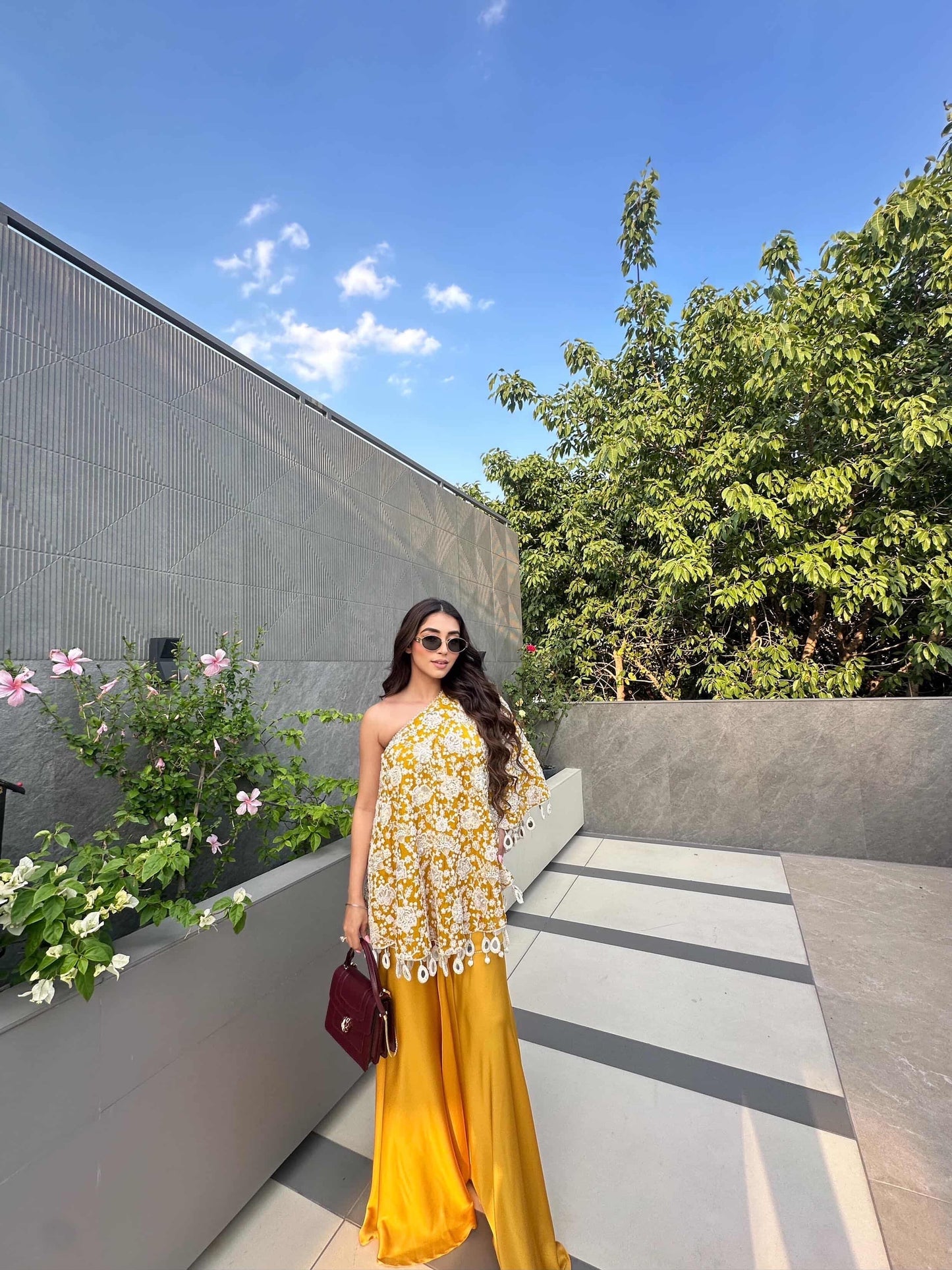 AASHNA VOHRA IN YELLOW PEARL WORK OFF SHOULDER CAPE SET