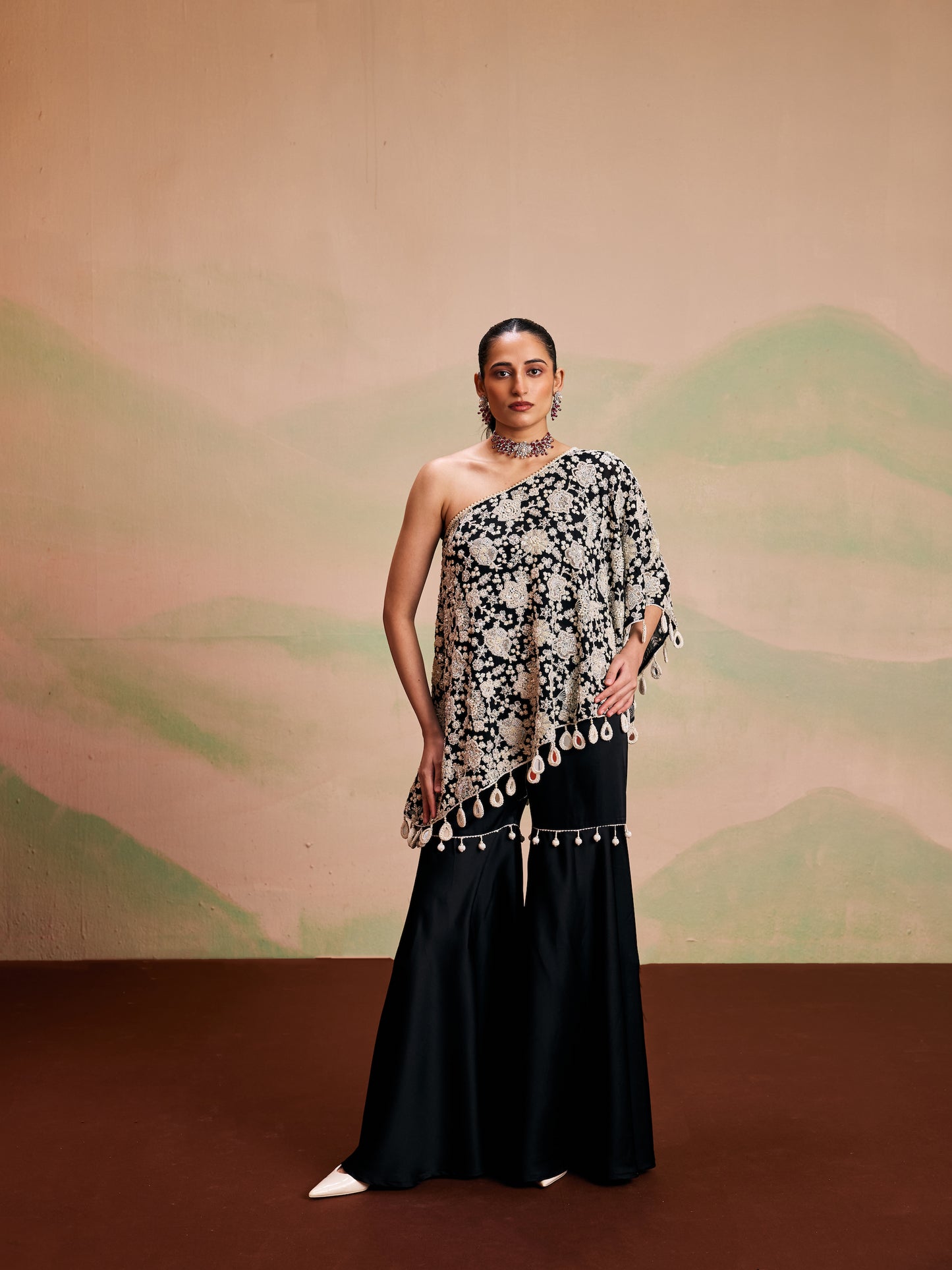 BLACK PEARL WORK OFF SHOULDER CAPE SET