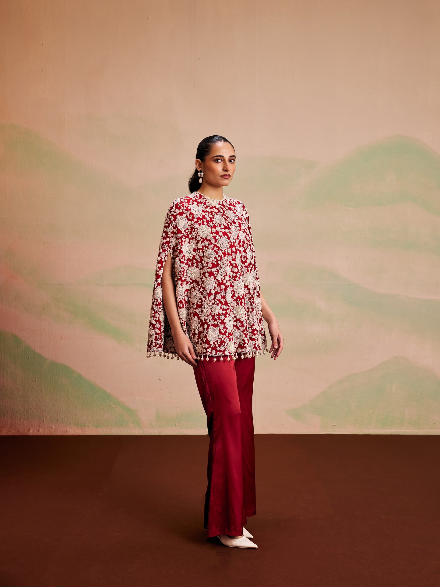 RED PEARL WORK CAPE SET