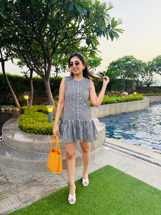 NIKITA KHURANA IN BLACK COTTON DRESS