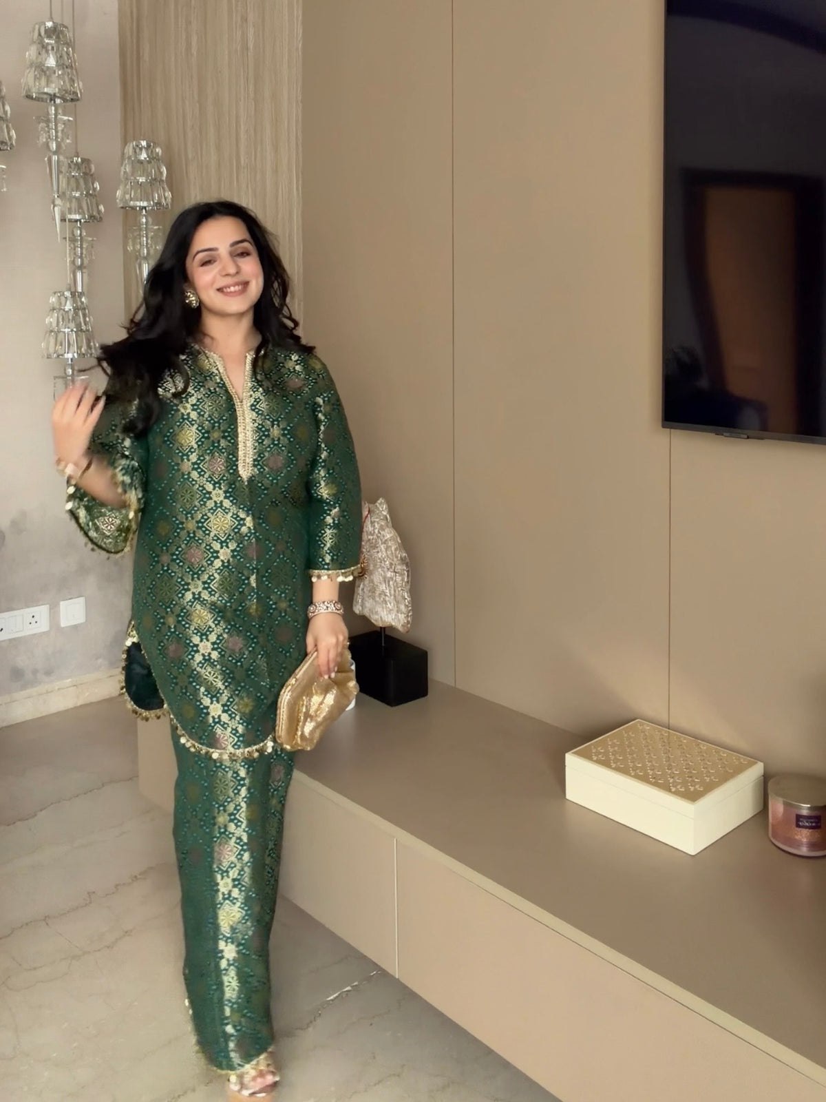 TANYA NARANG IN GREEN BROCADE SUIT SET