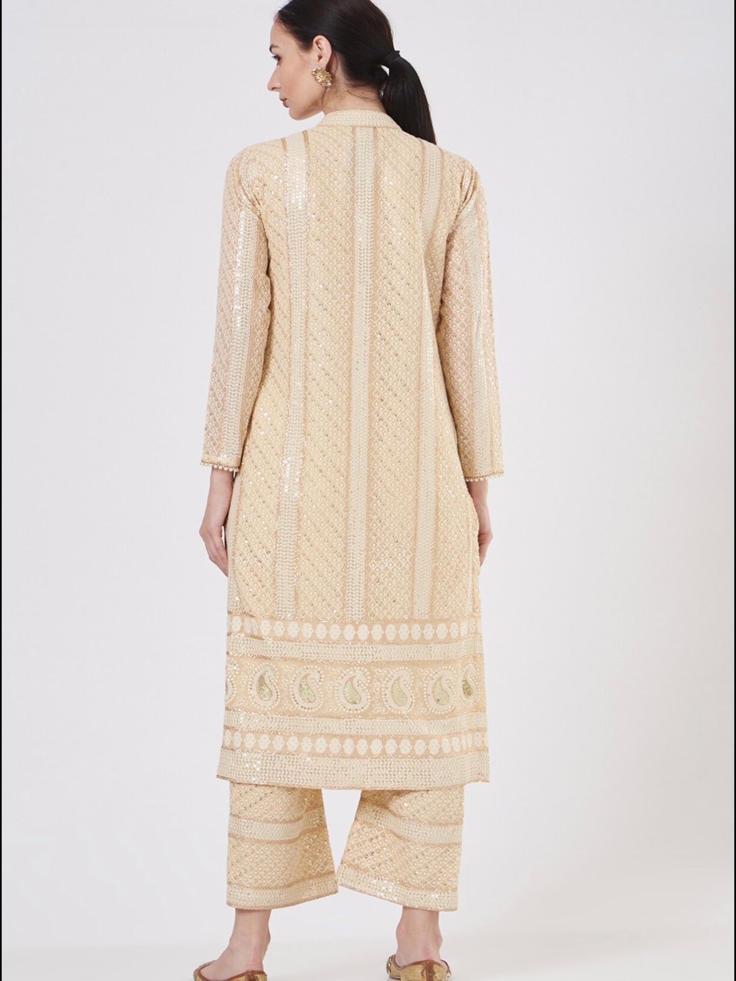 BEIGE CHIKANKARI SET