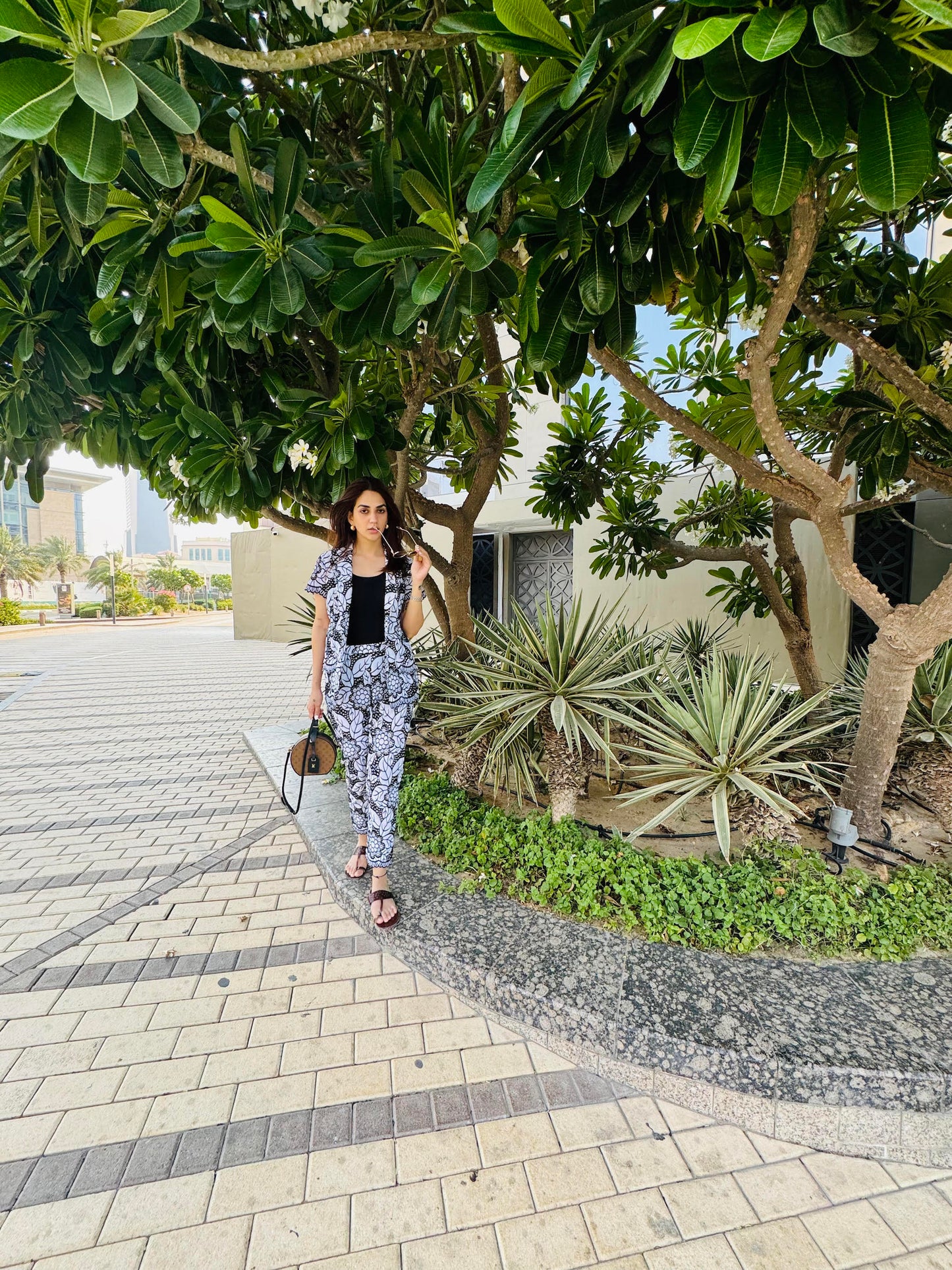 KARMA DHINGRA IN BLACK COTTON COORD SET