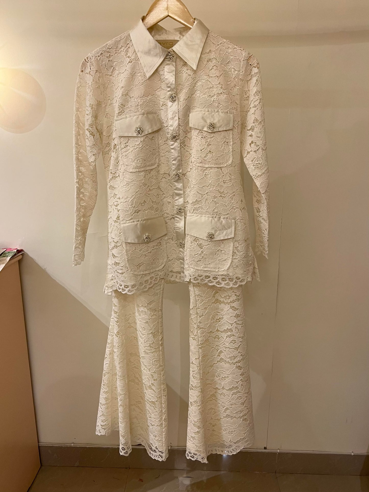 WHITE LACE COORD SET